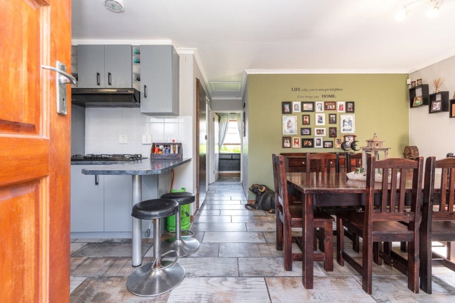 2 Bedroom Property for Sale in Victoria Park Western Cape